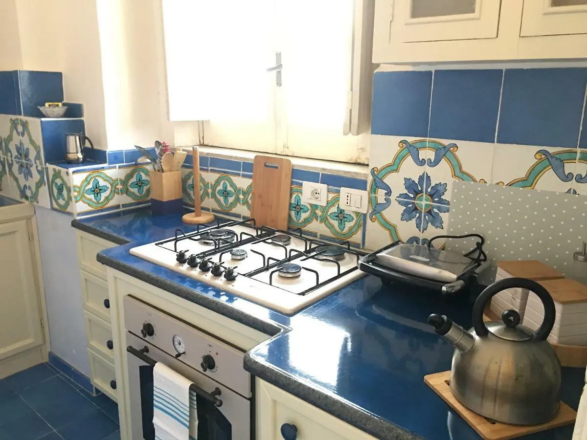 L'Atelier Del Pittore Apartment 陶尔米纳